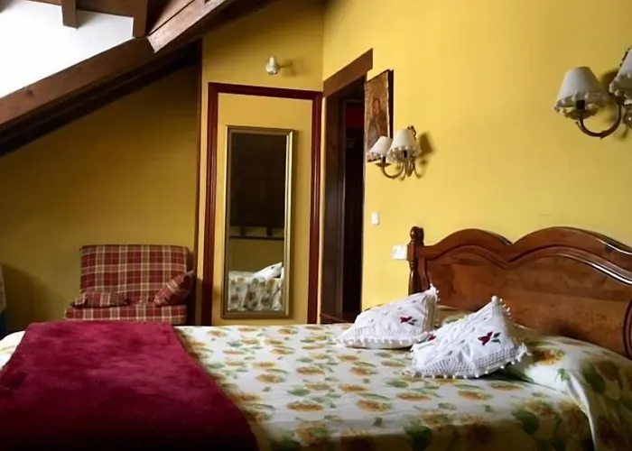 La Casona De Ucieda Hotel